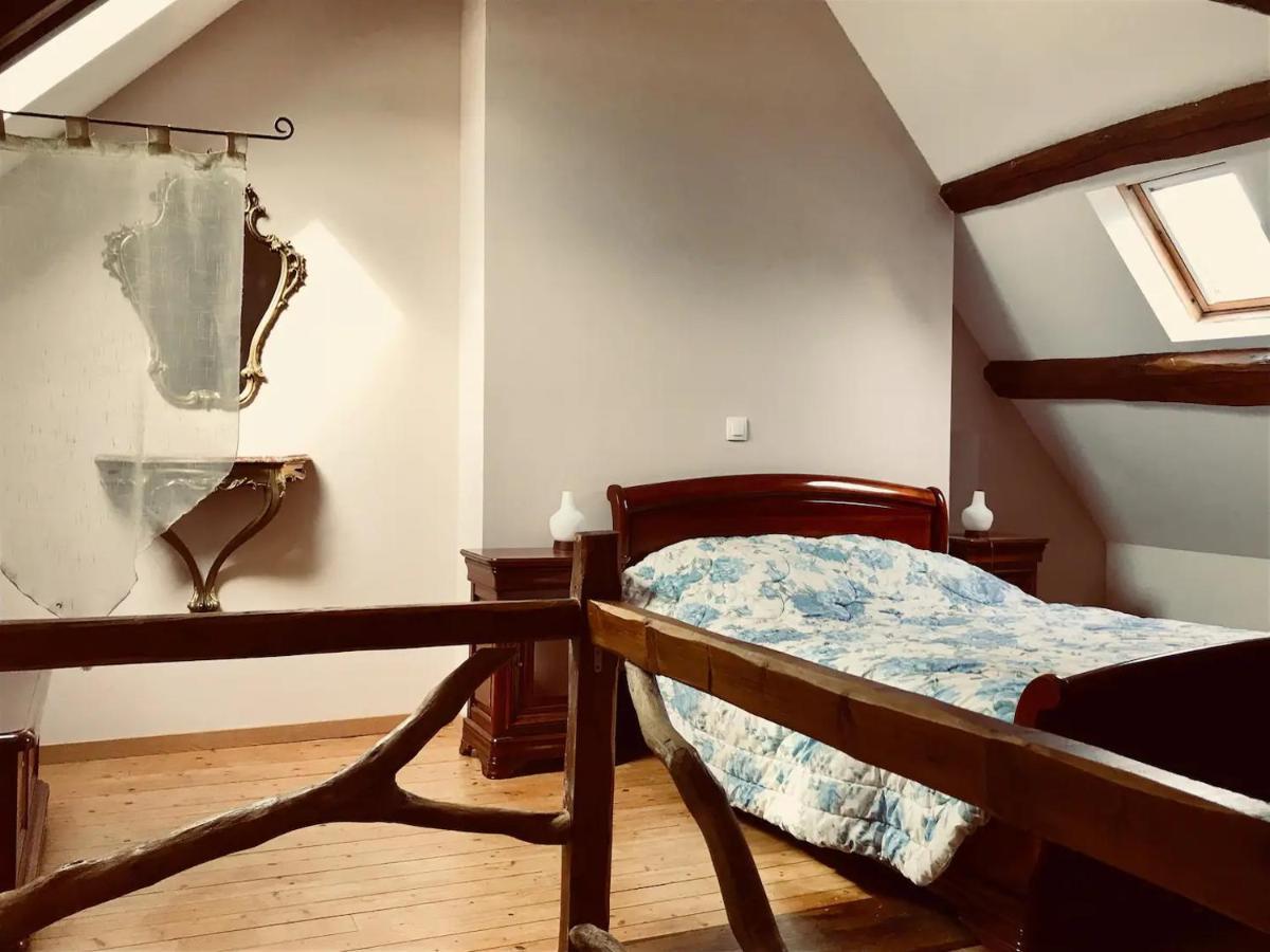 les gites de la maison lierue Thiron-Gardais Extérieur photo